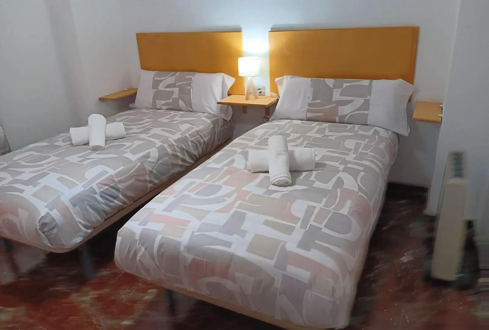 Apartment Plaza Ayuntamiento 2 Habitaciones Con Parking Pondos Linares  Spain